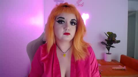 Snapshot of groovynights chatting on 8, 3, 2025 daphne online show from 8, 3, 2025
