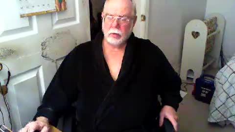 Snapshot of gtnolder60 chatting on 11, 2, 2025 Gary online show from 11, 2, 2025