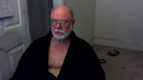 Snapshot of gtnolder60 chatting on 16, 9, 2025 Gary online show from 16, 9, 2025