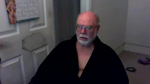 Snapshot of gtnolder60 chatting on 17, 9, 2025 Gary online show from 17, 9, 2025