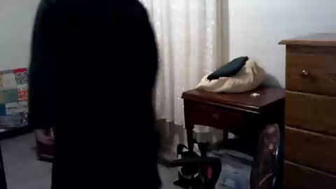 Snapshot of gtnolder60 chatting on 17, 10, 2025 Gary online show from 17, 10, 2025