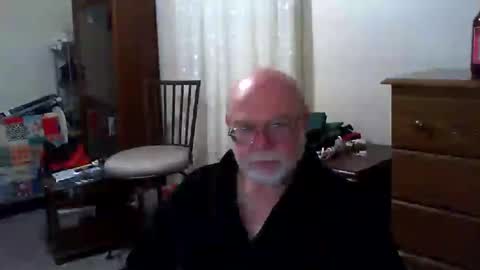 Snapshot of gtnolder60 chatting on 5, 11, 2025 Gary online show from 5, 11, 2025