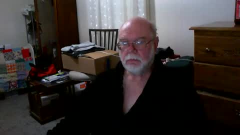 Snapshot of gtnolder60 chatting on 11, 11, 2025 Gary online show from 11, 11, 2025
