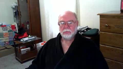 Snapshot of gtnolder60 chatting on 12, 11, 2025 Gary online show from 12, 11, 2025