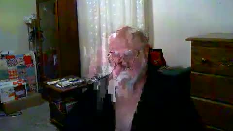 Snapshot of gtnolder60 chatting on 14, 12, 2025 Gary online show from 14, 12, 2025