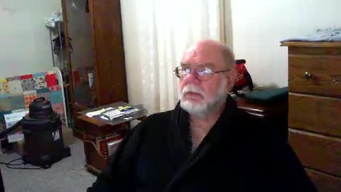 Snapshot of gtnolder60 chatting on 10, 1, 2026 Gary online show from 10, 1, 2026
