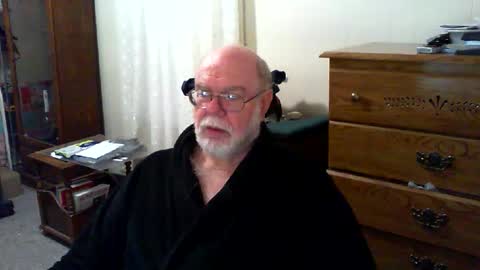 Snapshot of gtnolder60 chatting on 17, 1, 2026 Gary online show from 17, 1, 2026