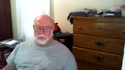 Snapshot of gtnolder60 chatting on 2, 2, 2026 Gary online show from 2, 2, 2026