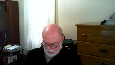 Snapshot of gtnolder60 chatting on 10, 3, 2026 Gary online show from 10, 3, 2026