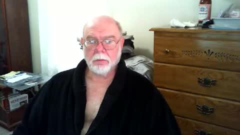 Snapshot of gtnolder60 chatting on 18, 3, 2026 Gary online show from 18, 3, 2026