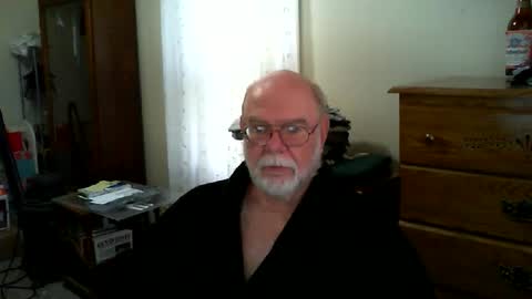 Snapshot of gtnolder60 chatting on 22, 3, 2026 Gary online show from 22, 3, 2026