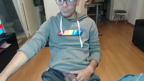 guachin_new online show from 12, 4, 2026