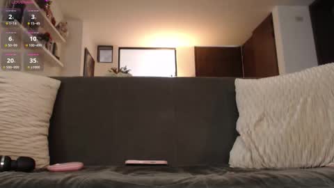 Snapshot of guccipussy1 chatting on 22, 10, 2025 Elena online show from 22, 10, 2025