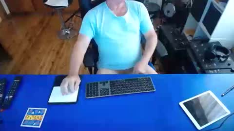 Snapshot of guesswhatigot2 chatting on 23, 1, 2025 guesswhatigot2 online show from 23, 1, 2025