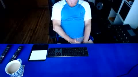 Snapshot of guesswhatigot2 chatting on 13, 2, 2025 guesswhatigot2 online show from 13, 2, 2025