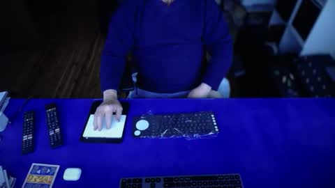 Snapshot of guesswhatigot2 chatting on 13, 9, 2025 guesswhatigot2 online show from 13, 9, 2025