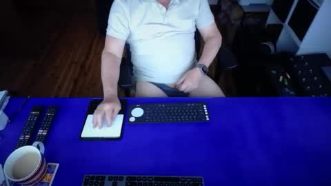 Snapshot of guesswhatigot2 chatting on 19, 9, 2025 guesswhatigot2 online show from 19, 9, 2025