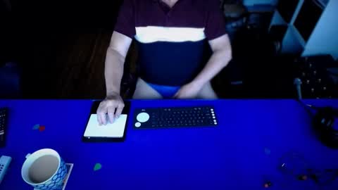 Snapshot of guesswhatigot2 chatting on 17, 12, 2025 guesswhatigot2 online show from 17, 12, 2025