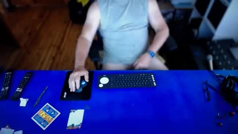 Snapshot of guesswhatigot2 chatting on 16, 1, 2026 guesswhatigot2 online show from 16, 1, 2026