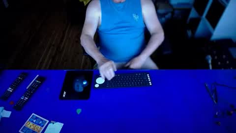 Snapshot of guesswhatigot2 chatting on 10, 2, 2026 guesswhatigot2 online show from 10, 2, 2026