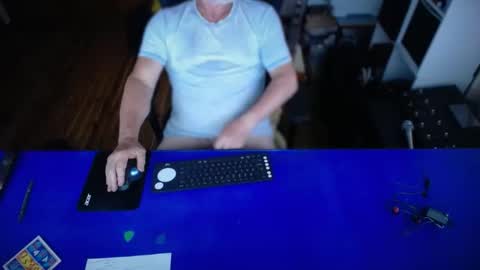 Snapshot of guesswhatigot2 chatting on 20, 2, 2026 guesswhatigot2 online show from 20, 2, 2026