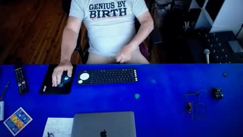 Snapshot of guesswhatigot2 chatting on 28, 2, 2026 guesswhatigot2 online show from 28, 2, 2026