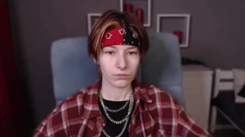 Snapshot of guitarandangell chatting on 16, 1, 2026 guitarandangell online show from 16, 1, 2026