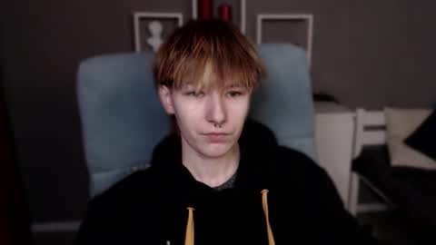 Snapshot of guitarandangell chatting on 25, 2, 2026 guitarandangell online show from 25, 2, 2026