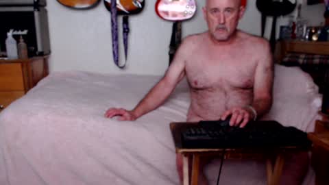 Snapshot of guitarsexgod chatting on 24, 1, 2025 Mario online show from 24, 1, 2025