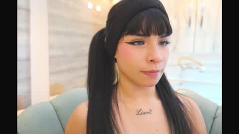 gummyluv online show from 9, 11, 2025