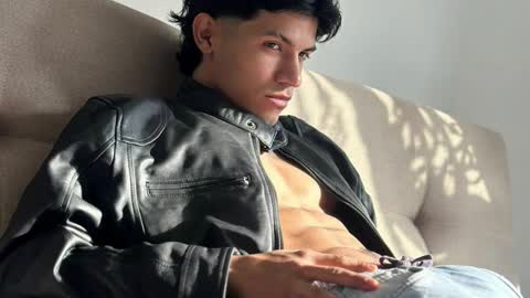 Snapshot of guts_x chatting on 22, 1, 2025 Guts online show from 22, 1, 2025