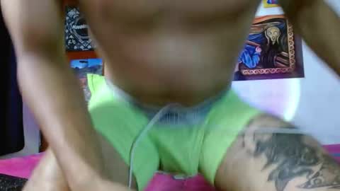 Snapshot of guts_x chatting on 25, 9, 2025 Guts online show from 25, 9, 2025