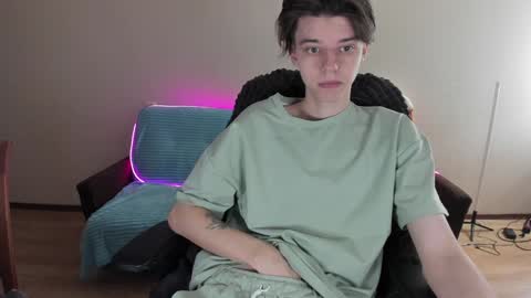 Snapshot of guy_liam1 chatting on 6, 1, 2025 guy_liam1 online show from 6, 1, 2025