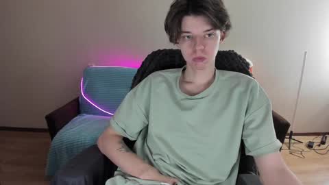 Snapshot of guy_liam1 chatting on 8, 1, 2025 guy_liam1 online show from 8, 1, 2025