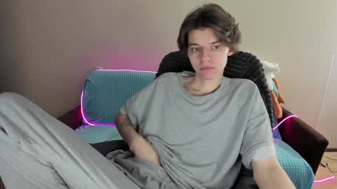 Snapshot of guy_liam1 chatting on 2, 2, 2025 guy_liam1 online show from 2, 2, 2025