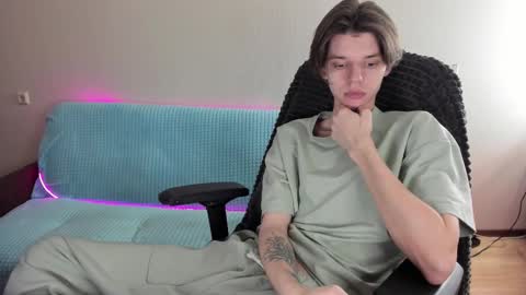 Snapshot of guy_liam1 chatting on 13, 2, 2025 guy_liam1 online show from 13, 2, 2025