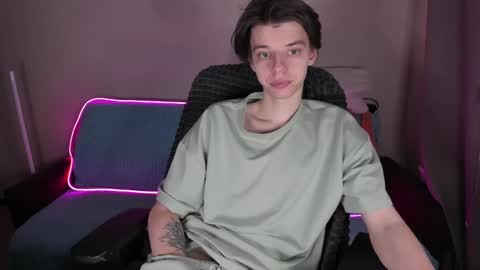 Snapshot of guy_liam1 chatting on 14, 2, 2025 guy_liam1 online show from 14, 2, 2025