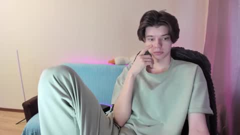 Snapshot of guy_liam1 chatting on 23, 2, 2025 guy_liam1 online show from 23, 2, 2025