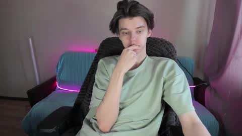 Snapshot of guy_liam1 chatting on 24, 2, 2025 guy_liam1 online show from 24, 2, 2025