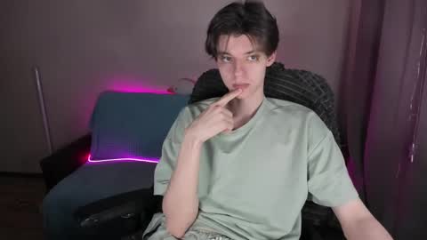 Snapshot of guy_liam1 chatting on 12, 3, 2025 guy_liam1 online show from 12, 3, 2025