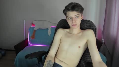 Snapshot of guy_liam1 chatting on 12, 10, 2025 guy_liam1 online show from 12, 10, 2025