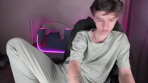 Snapshot of guy_liam1 chatting on 14, 10, 2025 guy_liam1 online show from 14, 10, 2025