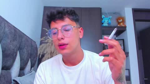 Snapshot of guy_twinks chatting on 8, 12, 2024 Gabriel online show from 8, 12, 2024