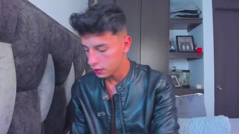 Snapshot of guy_twinks chatting on 13, 1, 2025 Gabriel online show from 13, 1, 2025