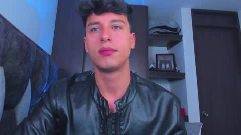 Snapshot of guy_twinks chatting on 23, 1, 2025 Gabriel online show from 23, 1, 2025