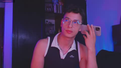 Snapshot of guy_twinks chatting on 20, 12, 2025 Gabriel online show from 20, 12, 2025