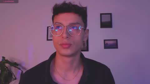 Snapshot of guy_twinks chatting on 18, 1, 2026 Gabriel online show from 18, 1, 2026