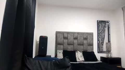 Snapshot of guykarim chatting on 30, 10, 2025 karim online show from 30, 10, 2025