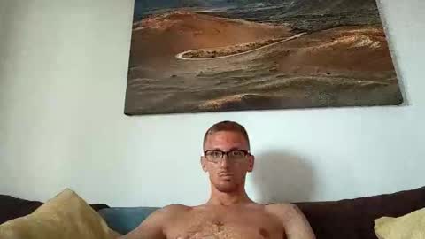 Snapshot of guynextdoor413389 chatting on 3, 4, 2026 guynextdoor413389 online show from 3, 4, 2026