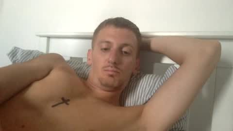 Snapshot of guynextdoor413389 chatting on 18, 7, 2026 guynextdoor413389 online show from 18, 7, 2026